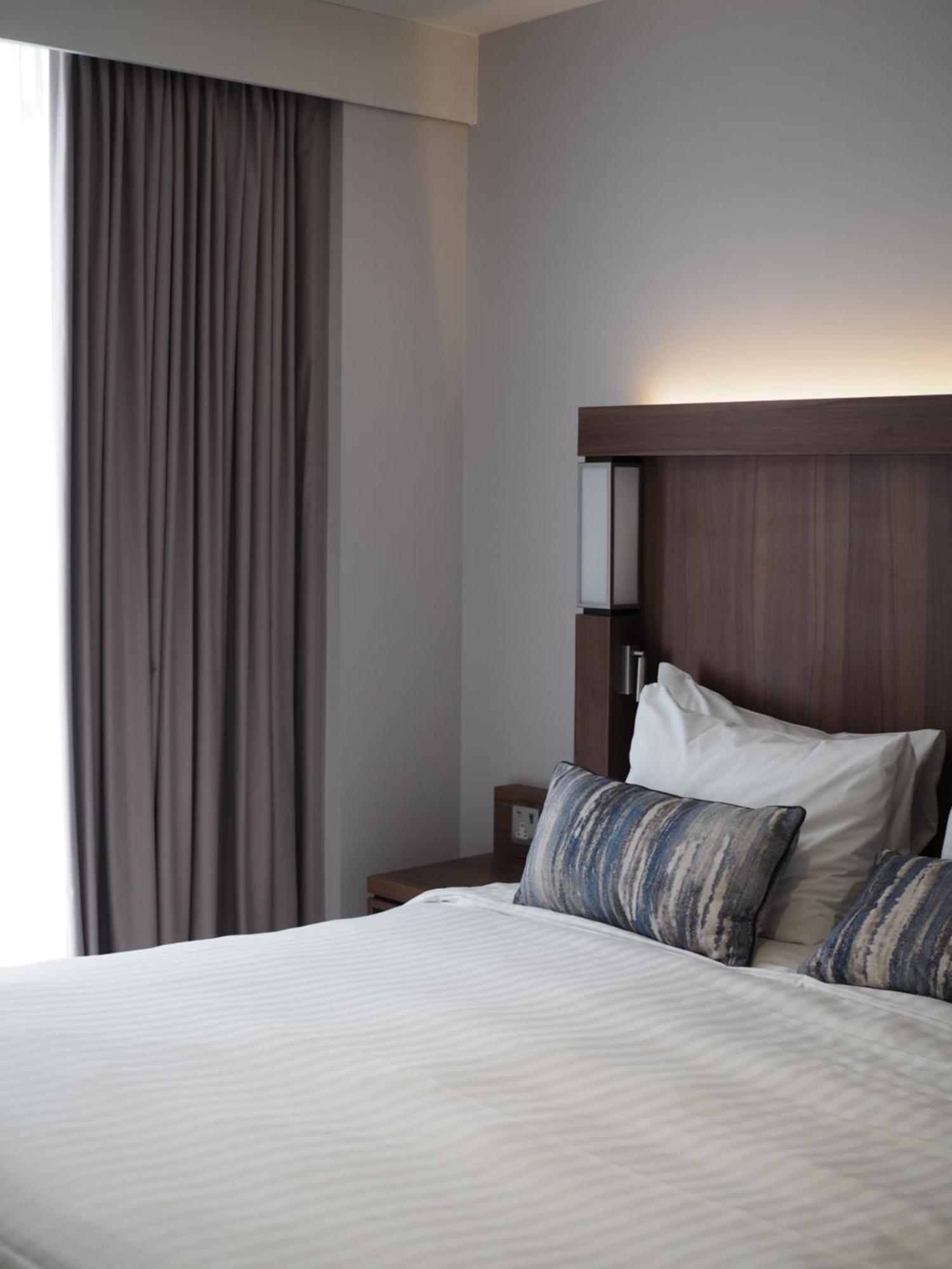 Courtyard By Marriott London Heathrow Airport Hotel Harlington  Екстериор снимка